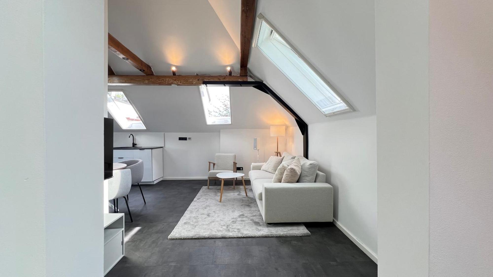 Ludwigshome - Zentrale Lage, Luxusbad, Workspace, Klima 路德维希堡 外观 照片